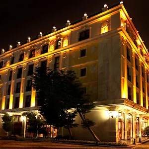 deluxe-golden-horn-sultanahmet-istanbul.istanbul-turkeyhotels.com/