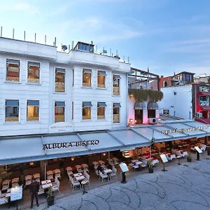Senatus - Special Class Hotel